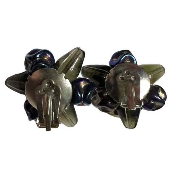 Vintage black iridescent AB beaded cluster silver tone clip earrings - Picture 2 of 3